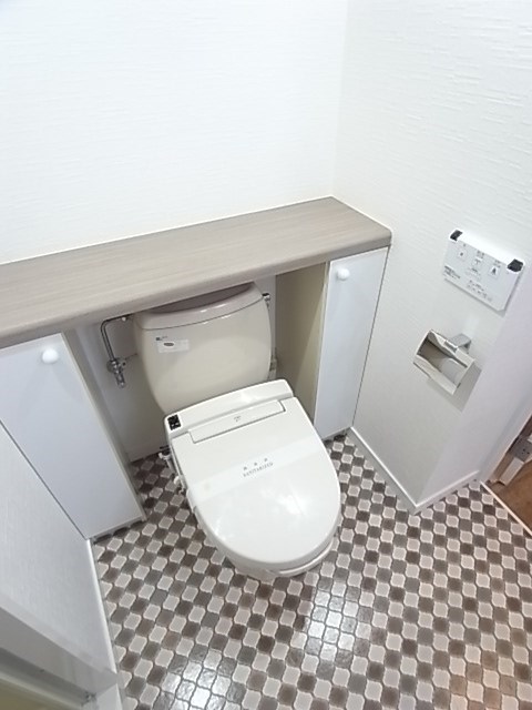 トイレ　コンパクトで使いやすいトイレです