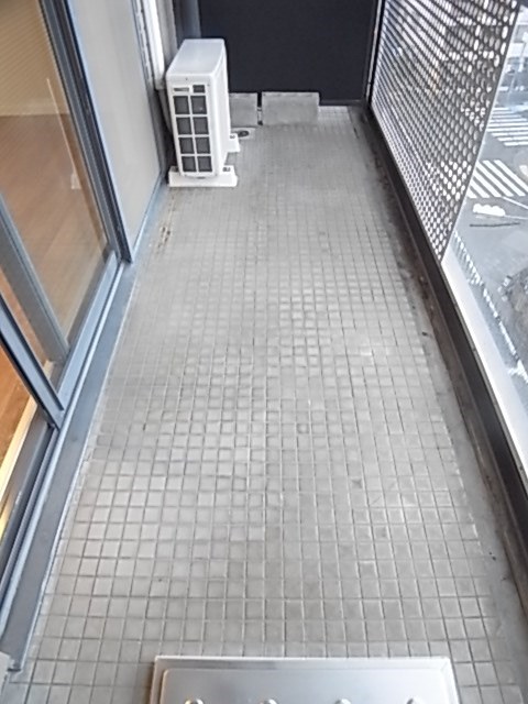 バルコニー　落ち着いた時間を過ごせるバルコニーです