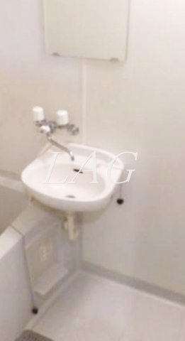 洗面設備　洗面台です。