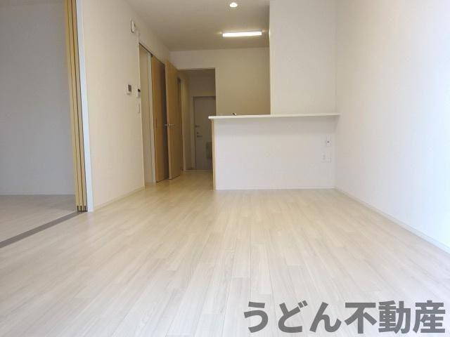 居室・リビング　うどん県のお部屋探しはうどん不動産へ うどんちゃんとLINE