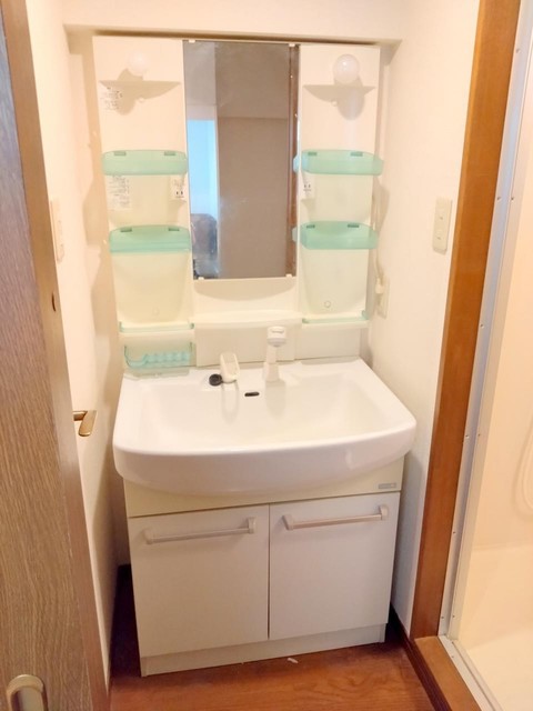 洗面設備　同仕様