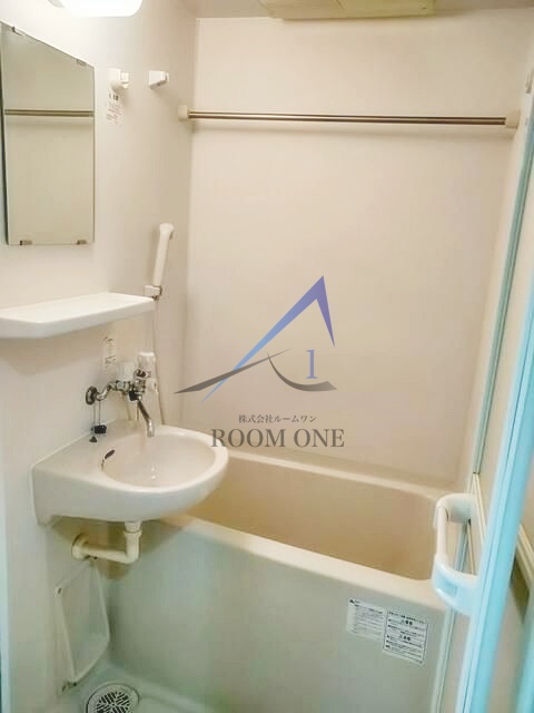バス・シャワールーム　お風呂です。