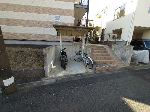 その他共有部分　駐輪場　原付＆自転車のみ駐輪可能