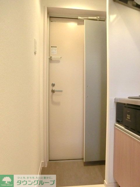 玄関　シューズボックス付きの玄関です