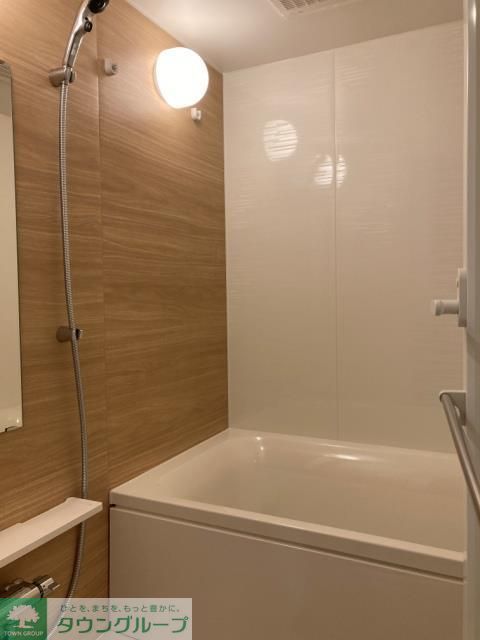 バス・シャワールーム　※写真は同タイプ住戸です。