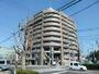 建物外観　外観は落ち着いています