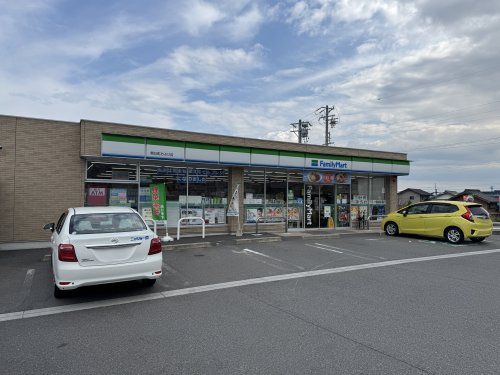 コンビニ　ファミリーマート　朝日町おぶけ店（コンビニ）まで526m