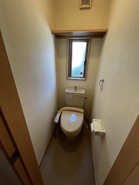 トイレ　トイレは１・２階両方にあります