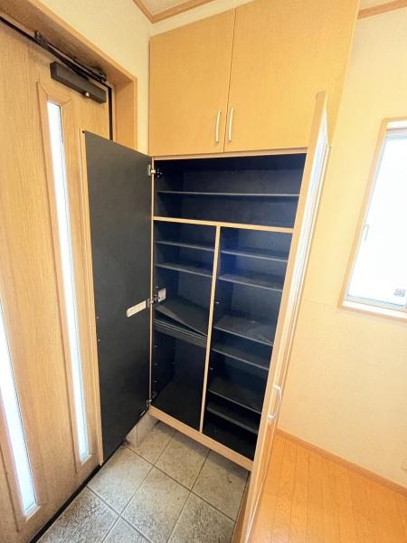 その他設備　下駄箱あります！