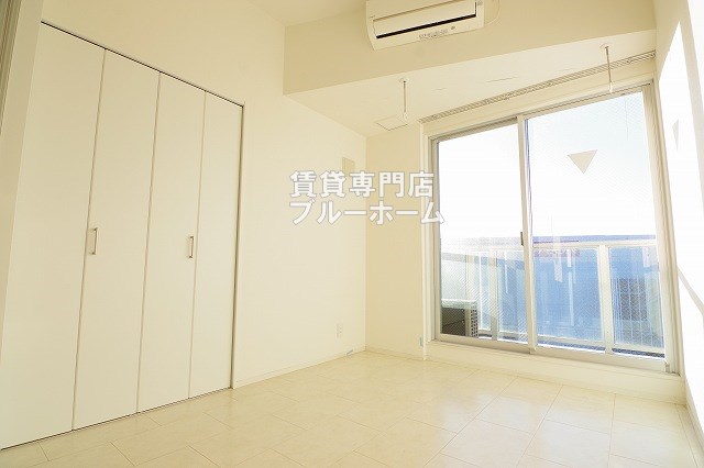 その他部屋・スペース　5.3帖の明るい洋室！