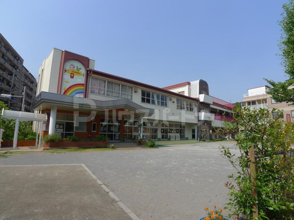 幼稚園・保育園　親愛幼稚園（幼稚園・保育園）まで120m