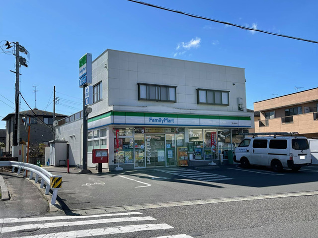 コンビニ　ファミリーマート郡山西田店（コンビニ）まで761m