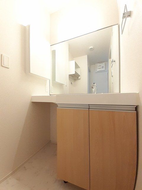 洗面設備　☆嬉しい独立洗面台☆