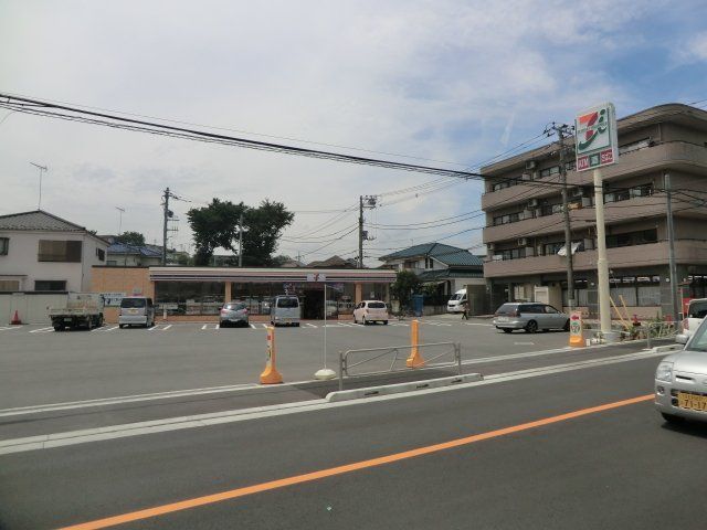 コンビニ　セブン-イレブン八王子散田１丁目店（コンビニ）まで548m