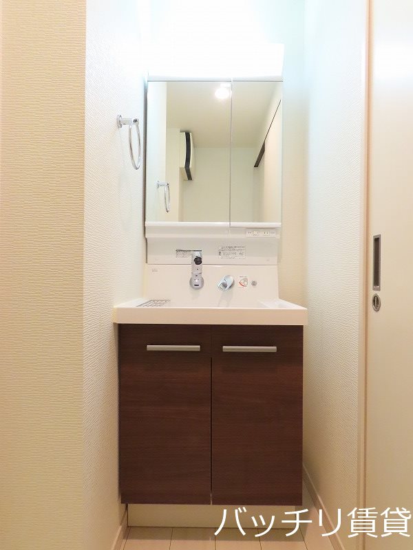 洗面設備　別室の写真のため、現状優先となります。