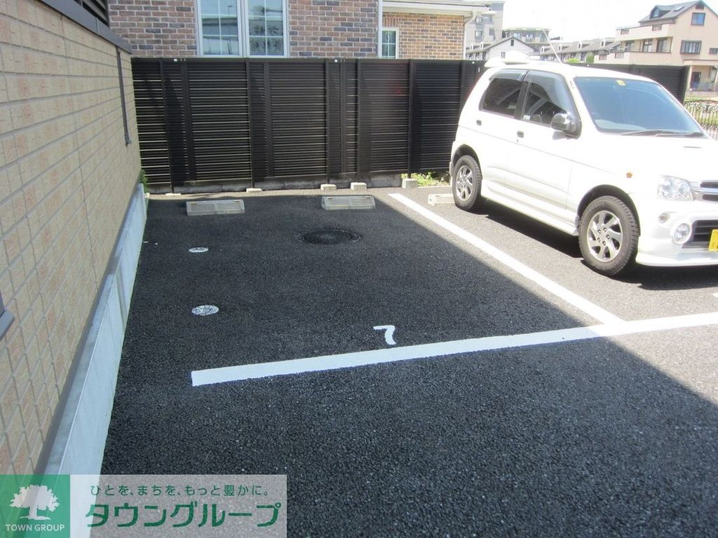 駐車場　駐車場