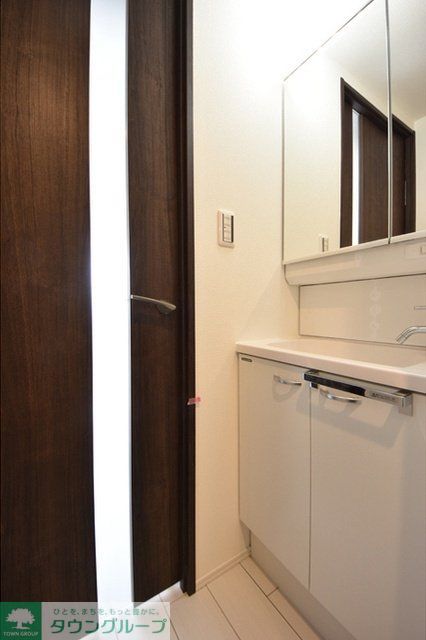 洗面設備　お部屋探しは株式会社　タウンハウジング　までお気軽にお問合…