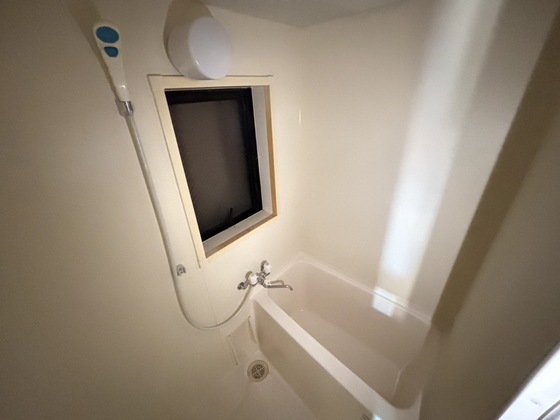 バス・シャワールーム　※別部屋の写真です。