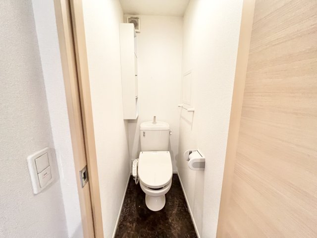 トイレ　※別部屋参考写真