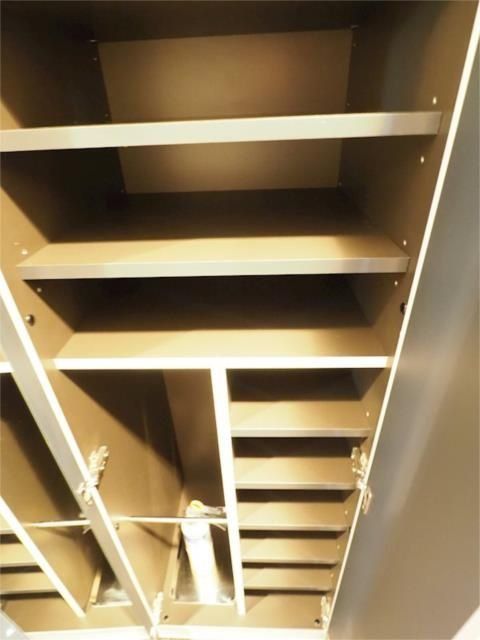 収納　写真は同タイプ住居です。