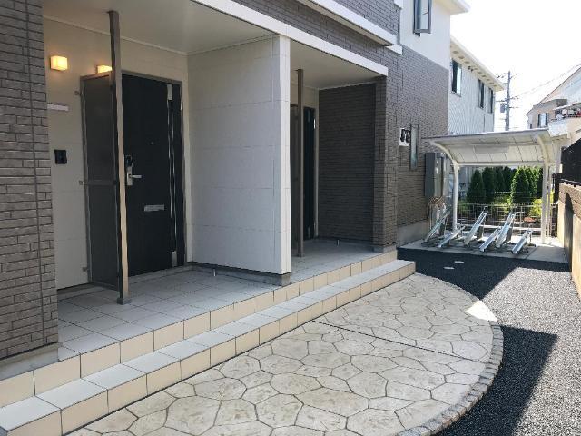 建物外観　外観写真（昼）