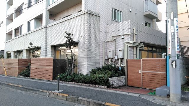 幼稚園・保育園　小学館アカデミーひよし保育園（幼稚園・保育園）まで169m