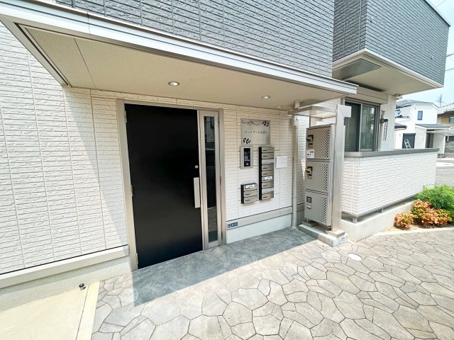 エントランス　毎日通るエントランスはこのようになっています