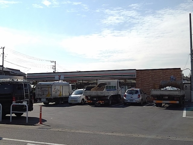 コンビニ　セブンイレブンみさと公園前店（コンビニ）まで600m