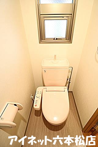 トイレ　清潔感のある空間です