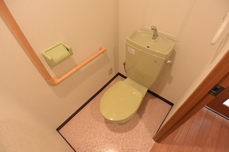 トイレ　何故か落ち着くスペースがトイレですね