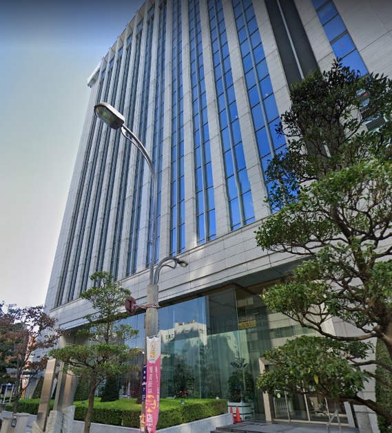 銀行　三十三銀行本店営業部（銀行）まで505m