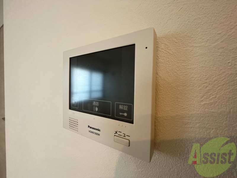 セキュリティ　ＴＶモニター付インターホンです。来客者の顔が見えるので安心！