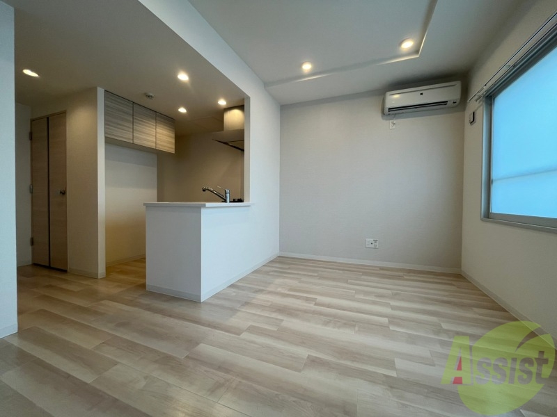 居室・リビング　広くてキレイなお部屋が広がっていて、充実した生活が送れそう。