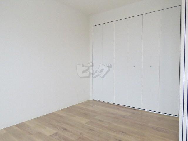 その他部屋・スペース　壁面が多く家具の配置がしやすいです♪