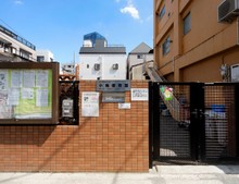 幼稚園・保育園　小梅保育園（幼稚園・保育園）まで271m