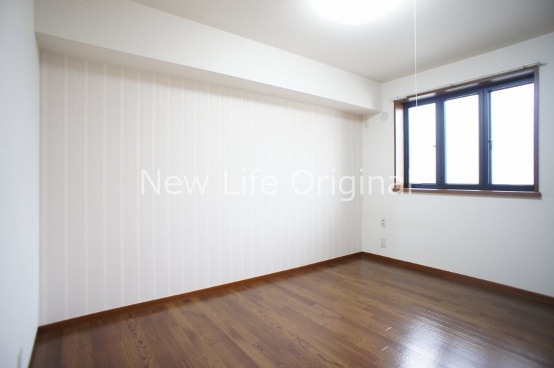 その他部屋・スペース　落ち着いた雰囲気で寝室向きのお部屋です☆