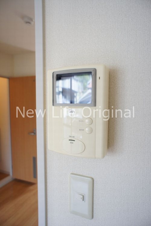 セキュリティ　室内から来訪者を確認できるTVモニターホン付きで安心です☆