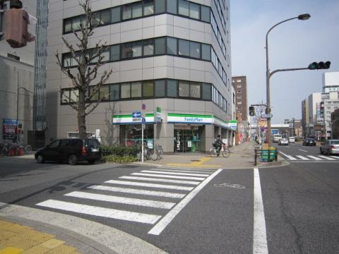 その他　ファミリーマート丸の内大津通店（その他）まで182m