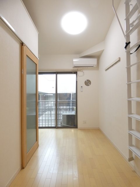 居室・リビング　★４．２帖・家具のレイアウトにこだわりたくなるお部屋ですね★