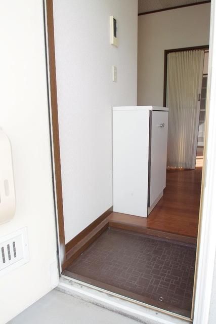 玄関　☆玄関からの居室☆