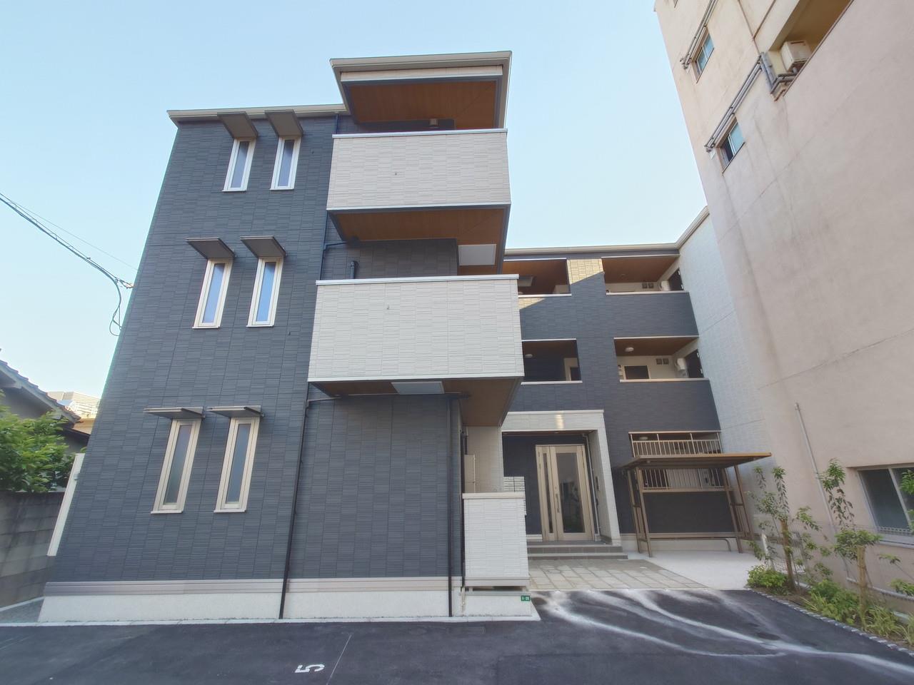 建物外観　PREMILIFE寿町 外観です。お部屋の内覧お待ちしてます