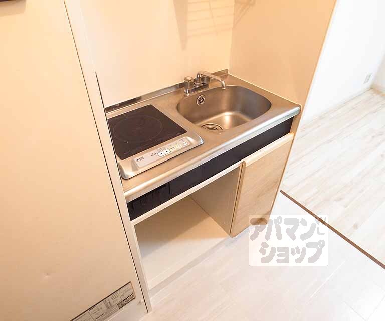 キッチン　キレイに収まっております