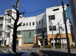 銀行　中南信用金庫伊勢原支店（銀行）まで202m