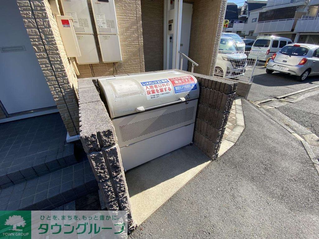 その他共有部分　こちらは同タイプの親部屋のお写真になります。