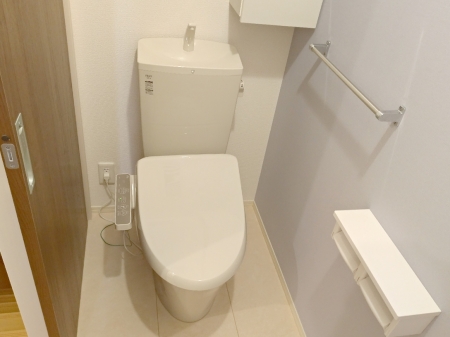 トイレ　清潔感のあるトイレです