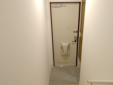 玄関　明るい玄関です