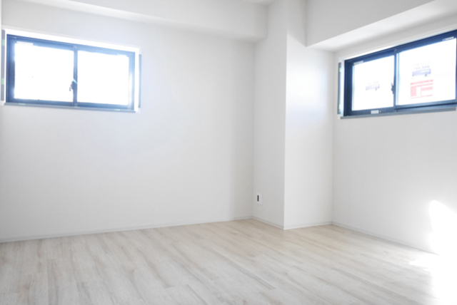 居室・リビング　２面採光の明るいお部屋です