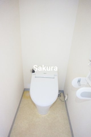トイレ　嬉しい温水洗浄便座♪
