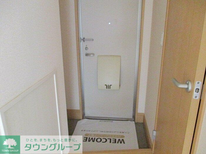 玄関　お問合せはタウンハウジングまで！※現地待合わせ相談可能