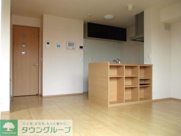 居室・リビング　お問合せはタウンハウジングまで！※現地待合わせ相談可能